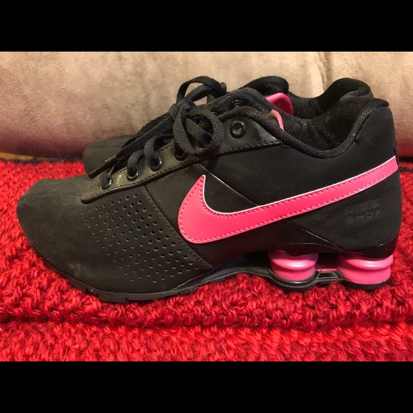 nike shox hot pink